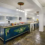 Hotel Amalia 4*