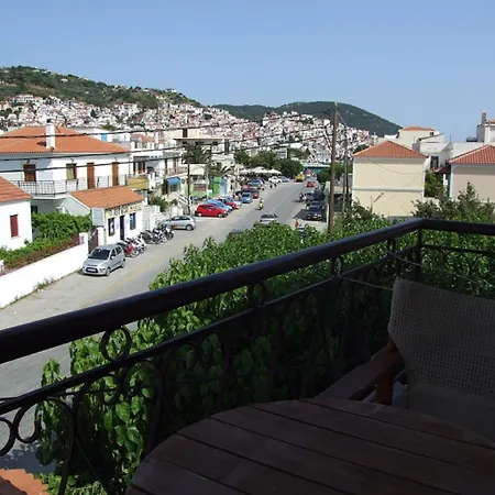 Amalia 4* Σκόπελος