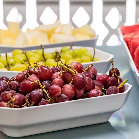 Ξενοδοχείο Amalia 4*